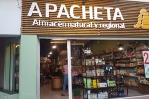 Apacheta -almac&eacute;n de productos naturales y regionales