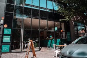 Bloom Caf&eacute; y Mercado