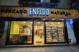 Eneldo Floresta – Mercado Natural