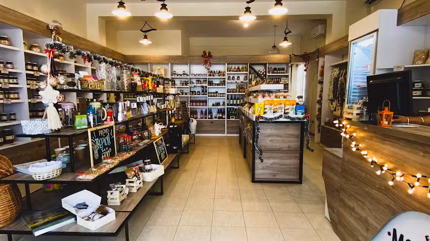 Familia Monserrat &ndash; Almac&eacute;n Gourmet Trinidad