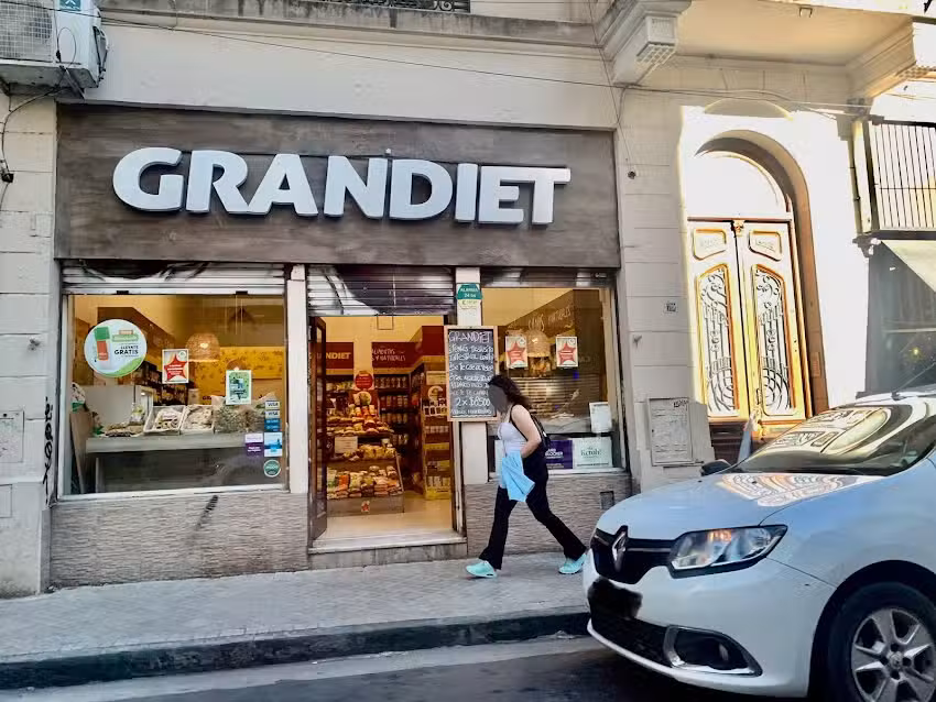 Grandiet Alem