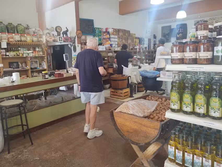 Kafalas Establecimiento Olivicola