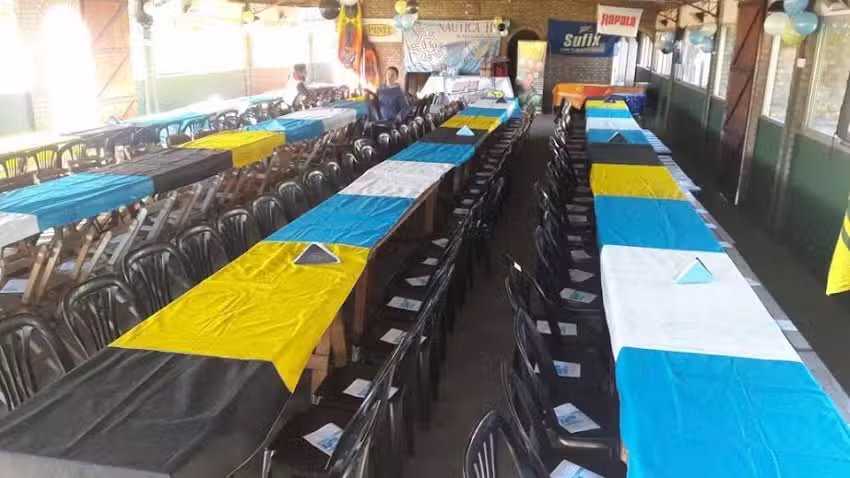 LA CASA DE NOELLI. REPOSTER&Iacute;A Y EVENTOS