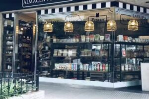 Laprida Almac&eacute;n Natural