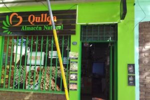 Qullqa Semilla. Almacén y break natural